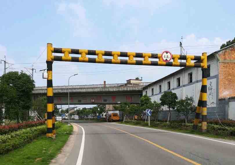陇南铁路限高架